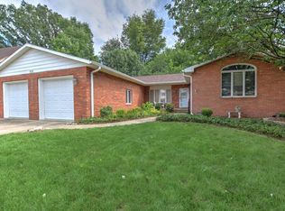991 Bunker Ln, Decatur, IL 62526