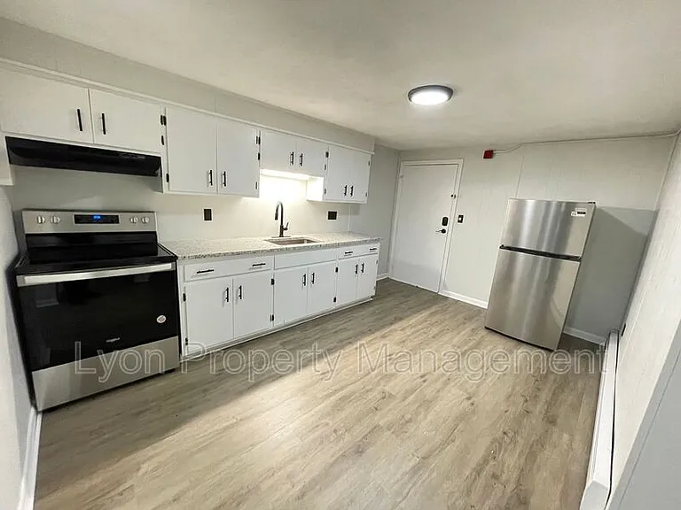 302 Pond St #2A — Photo 2