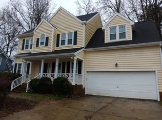 804 Chambord Way, Holly Springs, NC 27540
