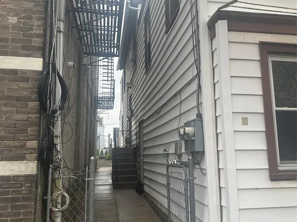 21 Drake Avenue, New Rochelle, NY 10805