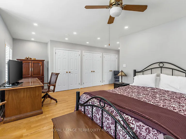 21 Hadley Rd — Photo 30