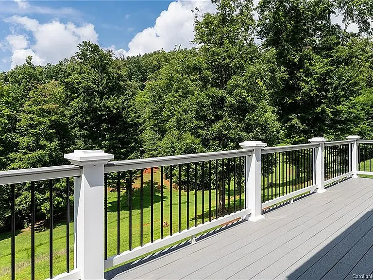735 Bills Mountain Trl — Photo 22