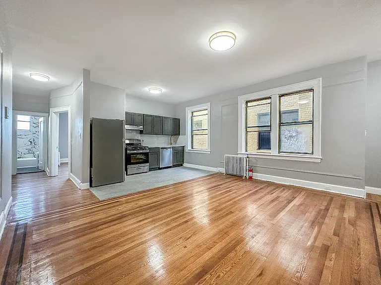 330 Elmora Ave #J — Photo 3