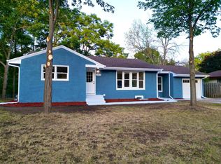 6819 E River Rd, Minneapolis, MN 55432