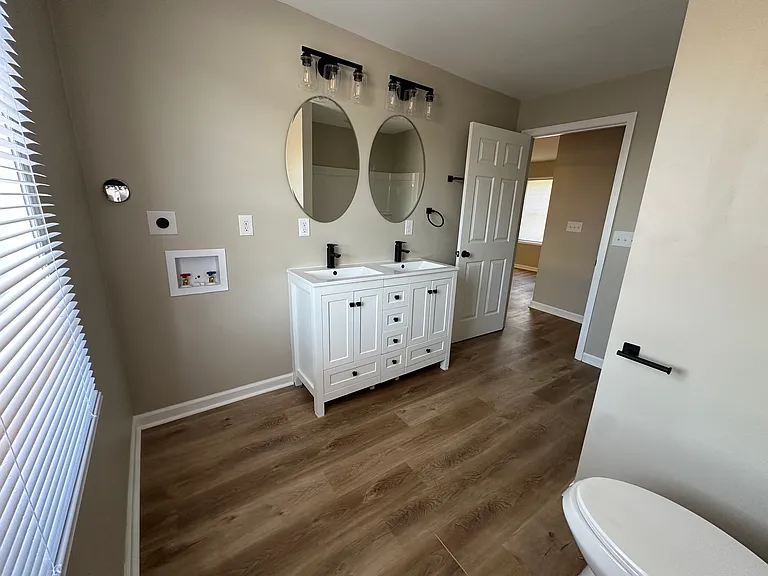 1507 Barcose St SW #B — Photo 4