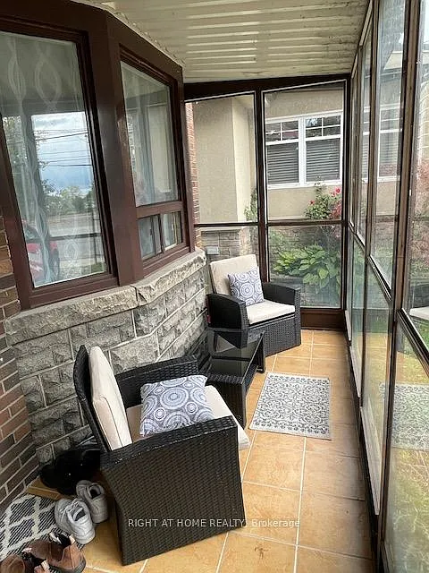 4 bed, $4,250 — Photo 2
