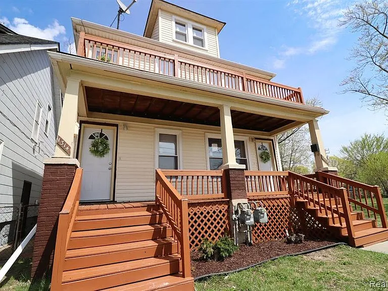1312 Alter Rd — Photo 2