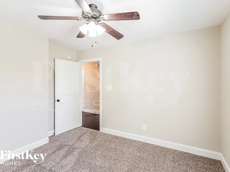 309 Liberty Bell Ln — Photo 10