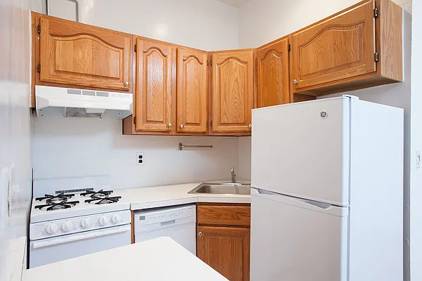 Rented by Berman Realty | media 7