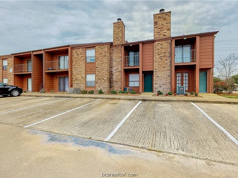 904 University Oaks Blvd #80 — Photo 30