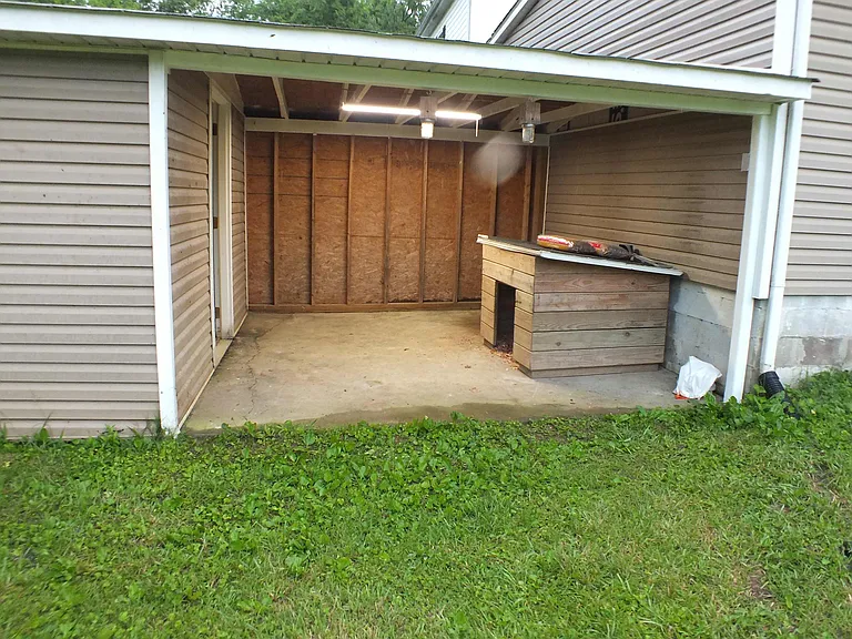 Shed