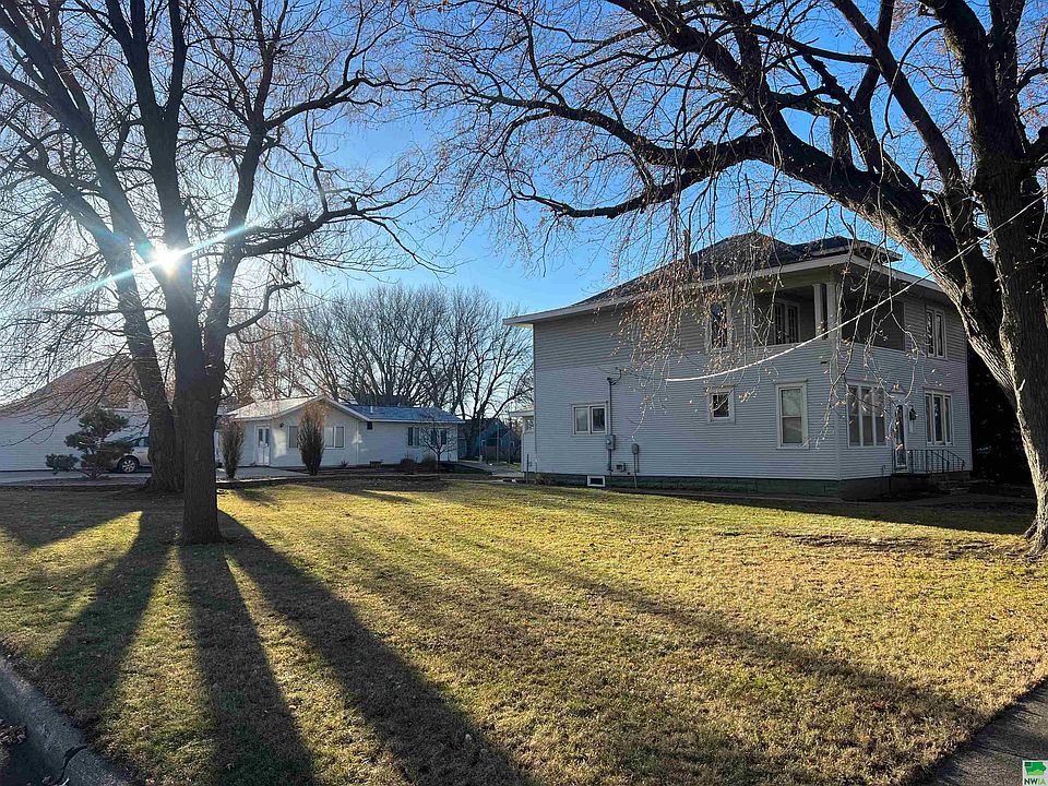 208 5th Ave N, Hospers, IA 51238 Zillow