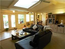3rd image of 4015 Kerr Ct