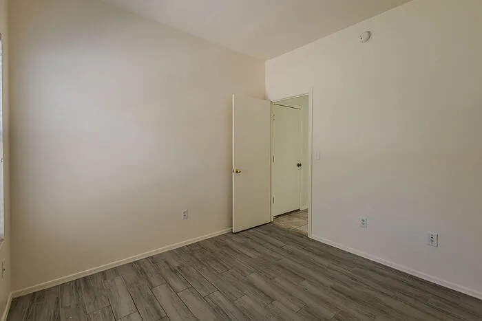 258 E Camino Limon Verde — Photo 16