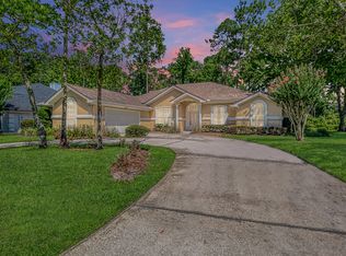 8706 Autumn Green Dr, Jacksonville, FL 32256