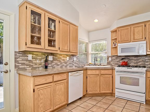 Newly remodeled kitchen 