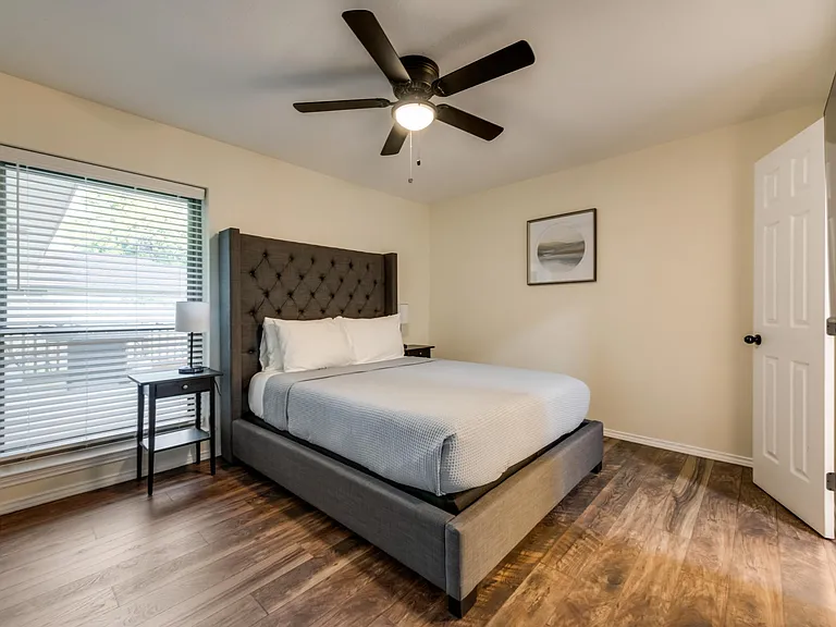 7754 Querida Ln — Photo 25