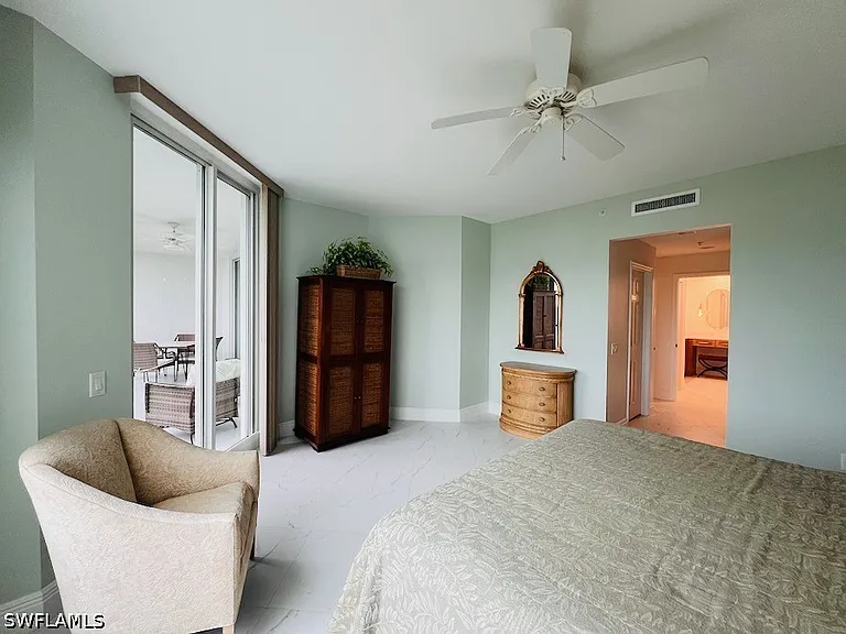 425 Cove Tower Dr #902 — Photo 20