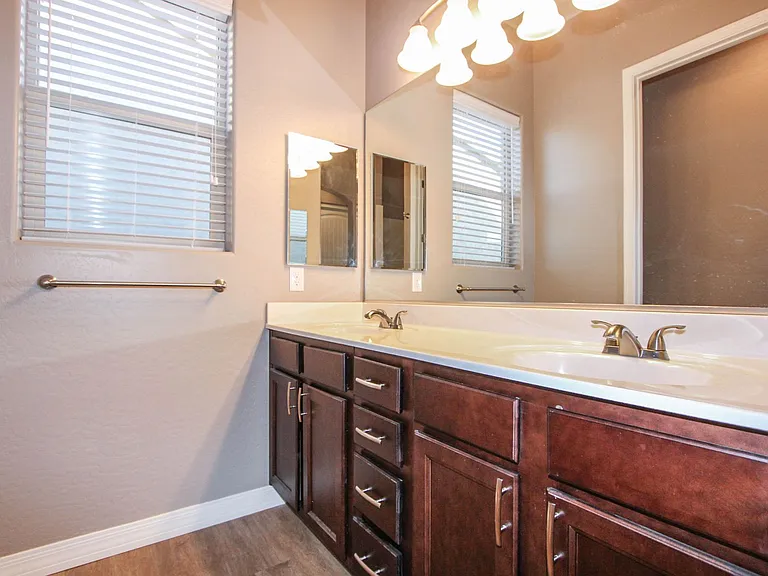 6144 E Belton Ln — Photo 9