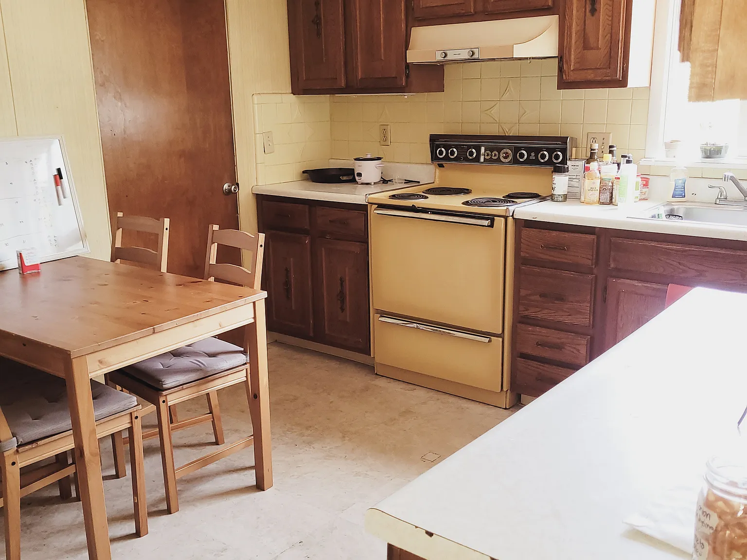 5 bed, 1733 sqft, $5,000 — Photo 3