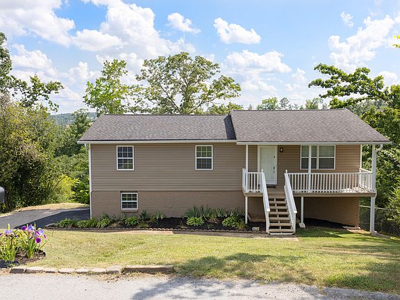 2nd image of 4000 Shady Oak Dr