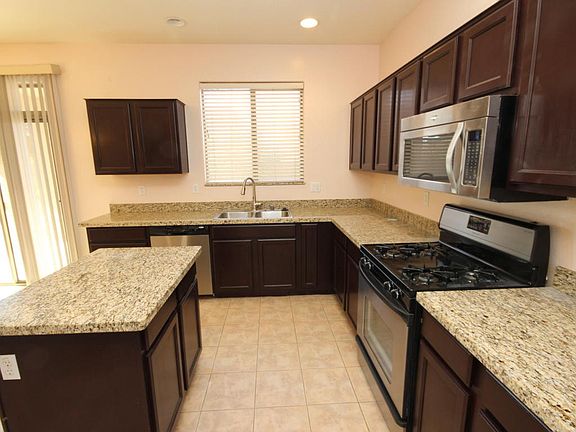 4th image of 6416 S 71st Dr