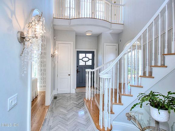 5th image of 3 Shorehaven Rd