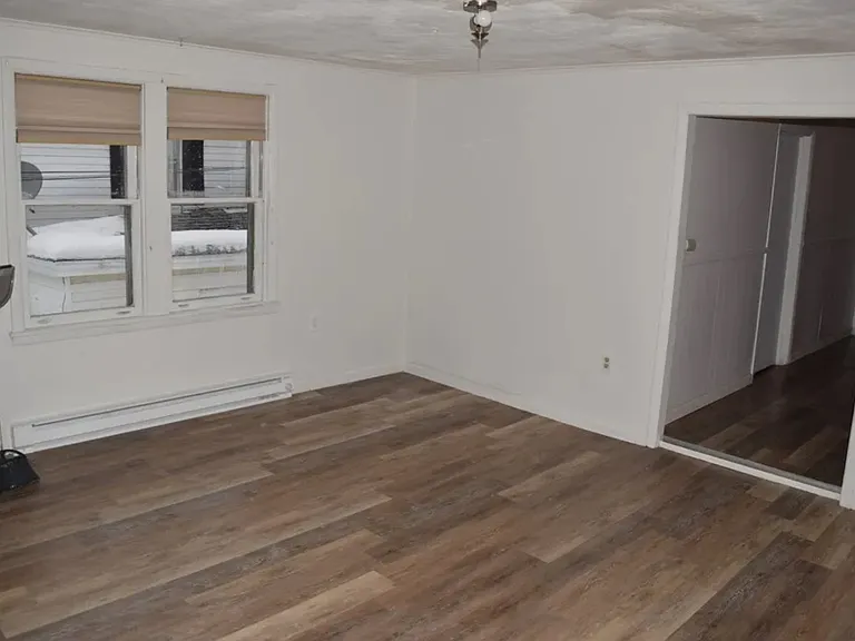 64-66 Circular Ave #64-66 — Photo 18