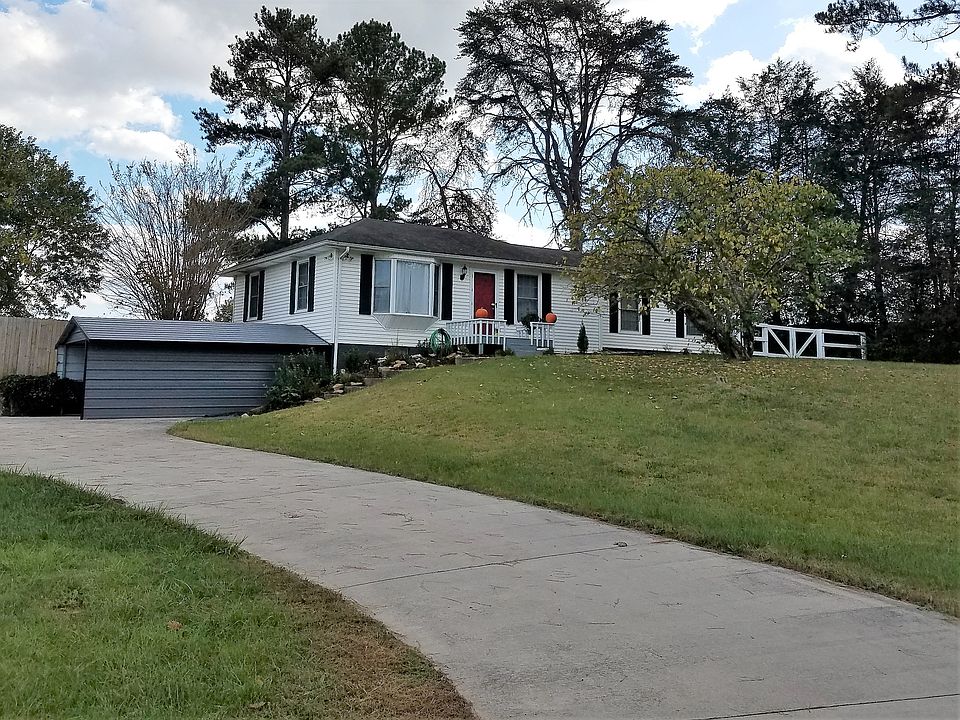 1st image of 3525 Branch Hill Ln