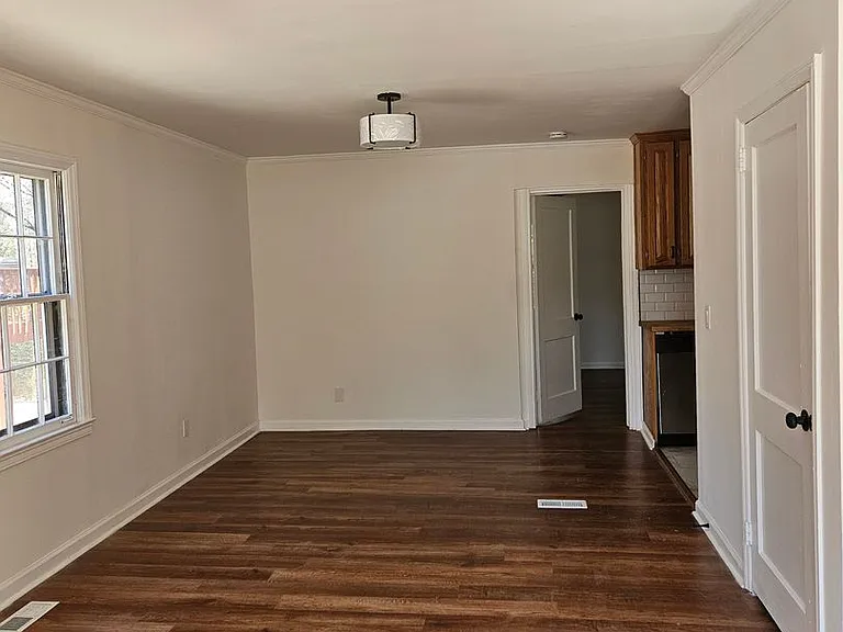2057 Verbena St NW — Photo 4