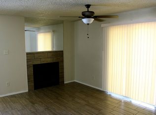 310 E Denton Dr #D, Euless, TX 76039