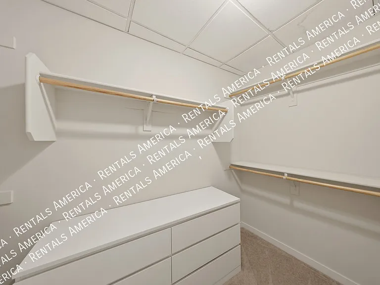 1 E Lexington Ave #905 — Photo 26