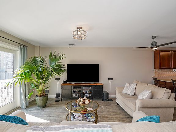 4th image of 102-10 Rockaway Beach Blvd #3C