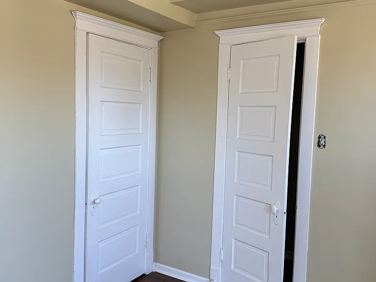 6556 S Rhodes Ave — Photo 6