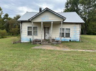 409 Fairgrounds Rd, Jamestown, TN 38556