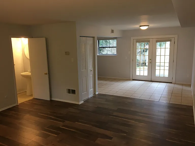1620 Shiloh Ct — Photo 1