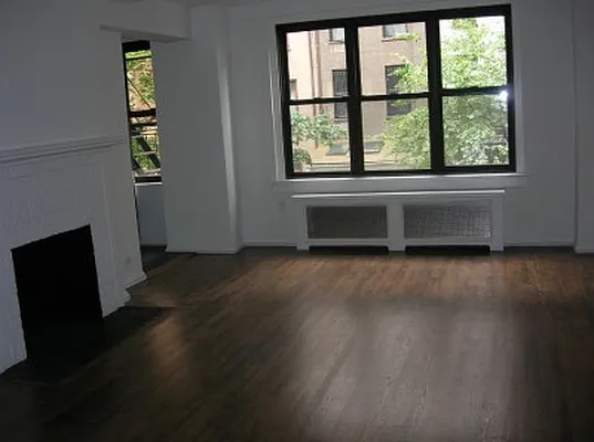 Sold by Classic Marketing- 530 Park1 | media 22