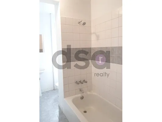 Rented by DSA Realty | media 28