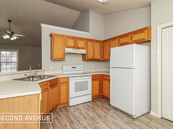 4th image of 860 Courthouse Park Dr