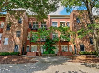715 N 4th St APT 105, Wilmington, NC 28401