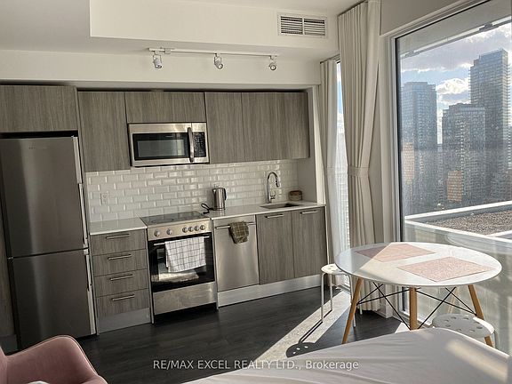 5th image of 28 Wellesley St E #2601