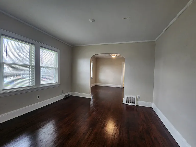 529 E Cuyahoga Falls Ave #3 — Photo 8