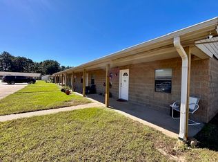 Country Place Apartments, Whitehouse, TX 75791