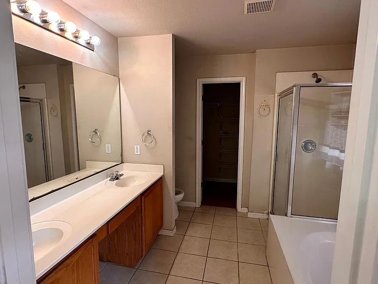 775 Goldenrod St — Photo 10