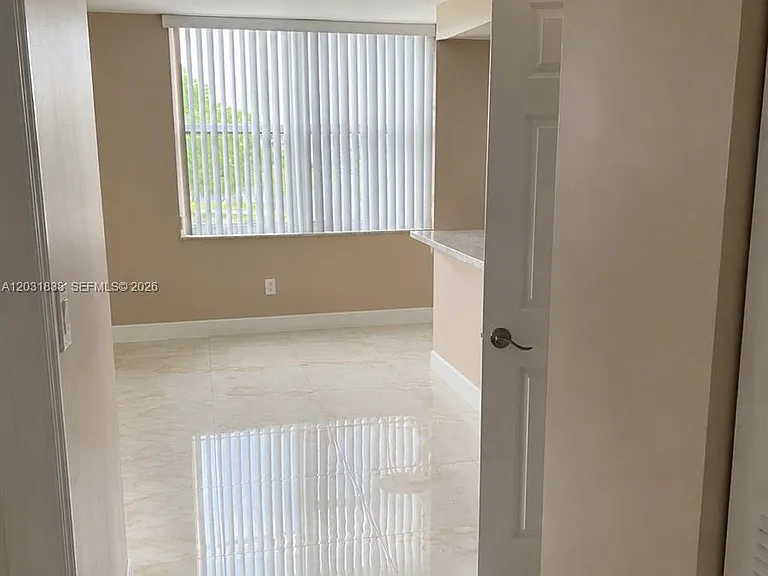 9420 Tangerine Pl #401 — Photo 3