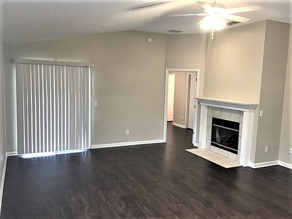 3rd image of 3304 Talisman Dr