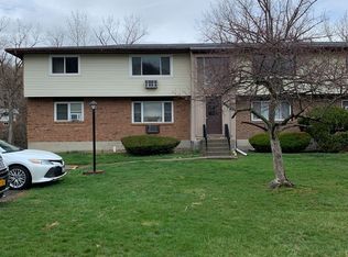 903 Parr Meadow Dr, Newburgh, NY 12550