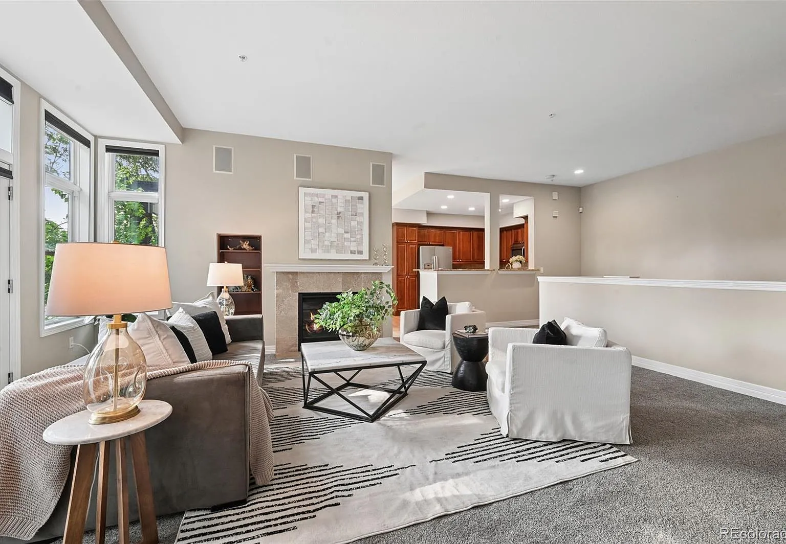 2 bed, 2.5 bath, 2004 sqft, $3,800 — Photo 2