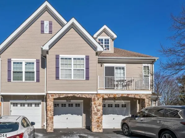702 Wendover Ct, Randolph, NJ 07869