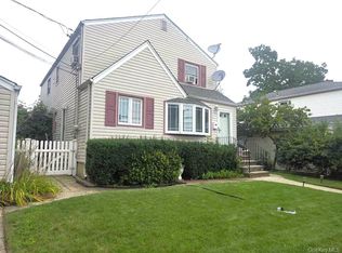 89 Winter St FLOOR 2, Lynbrook, NY 11563
